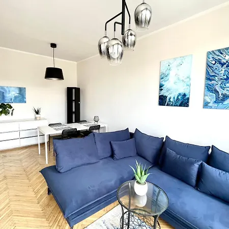 Agapella Apartamenty- Apartament Podniebny 5th With Balcony 50m From Pkp Apartamento *